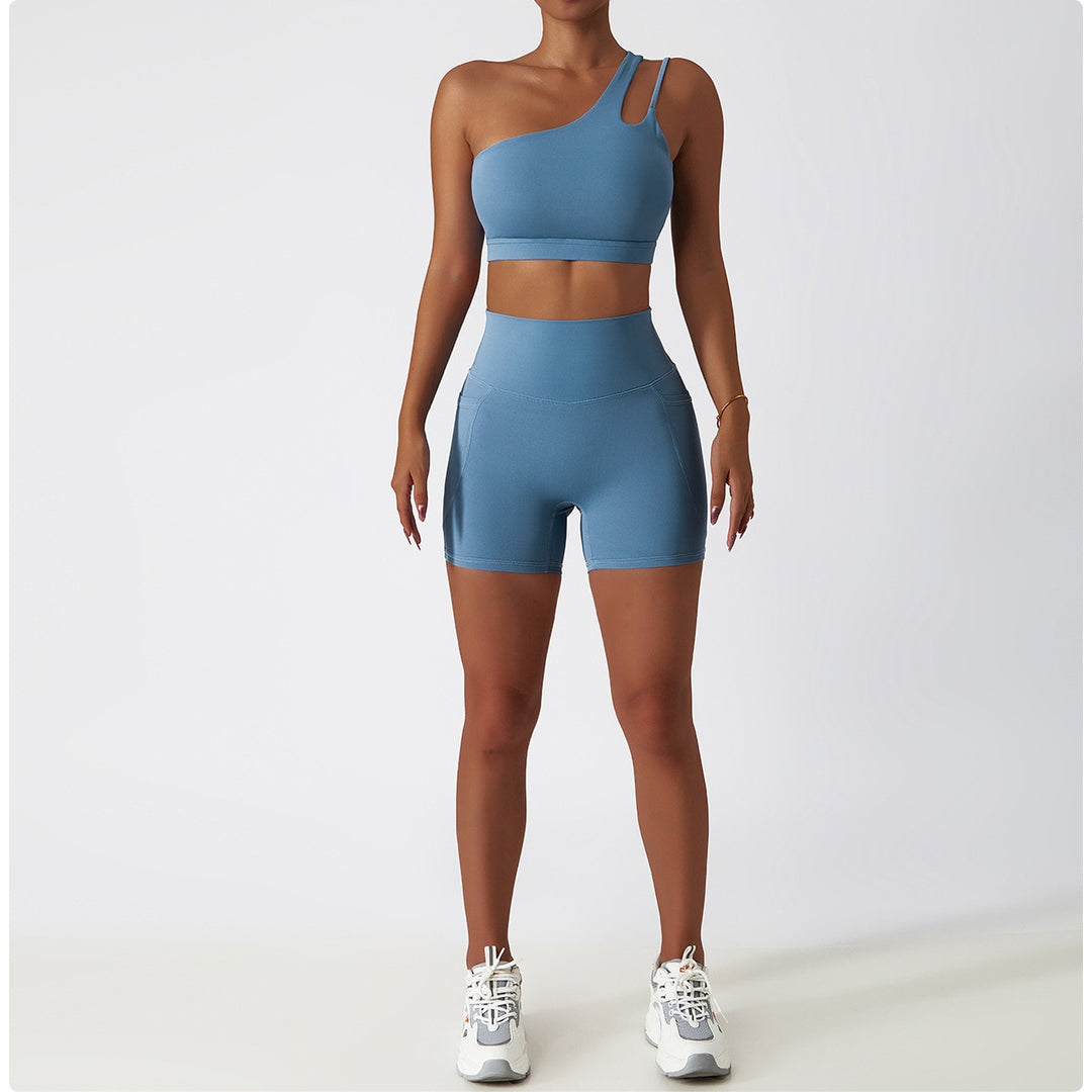 Aela sports shorts set