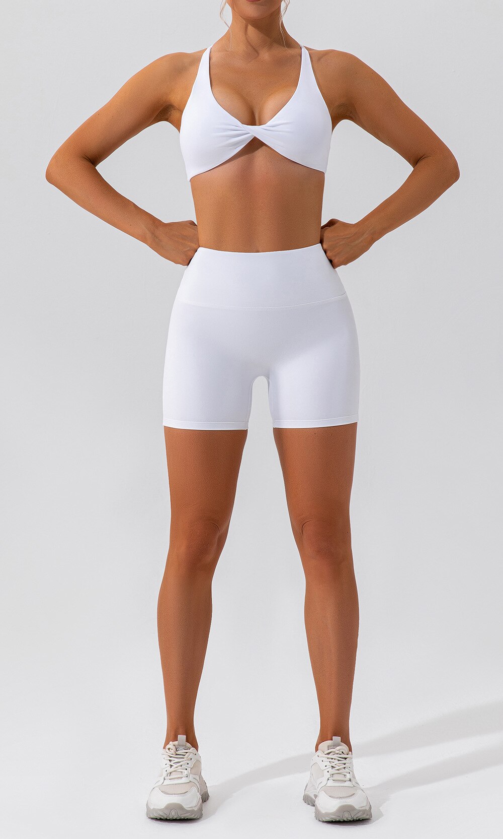 Aella yoga shorts set