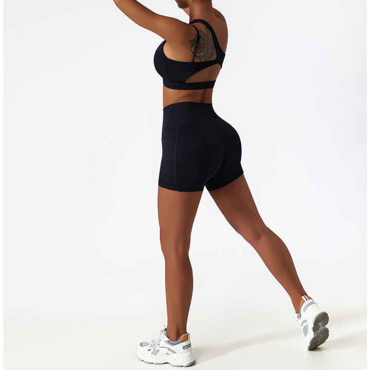 Aela sports shorts set